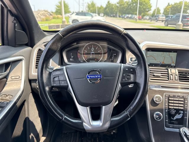 Used 2015 Volvo XC60 T6 w/ Proximity Package AWD/4WD image 20