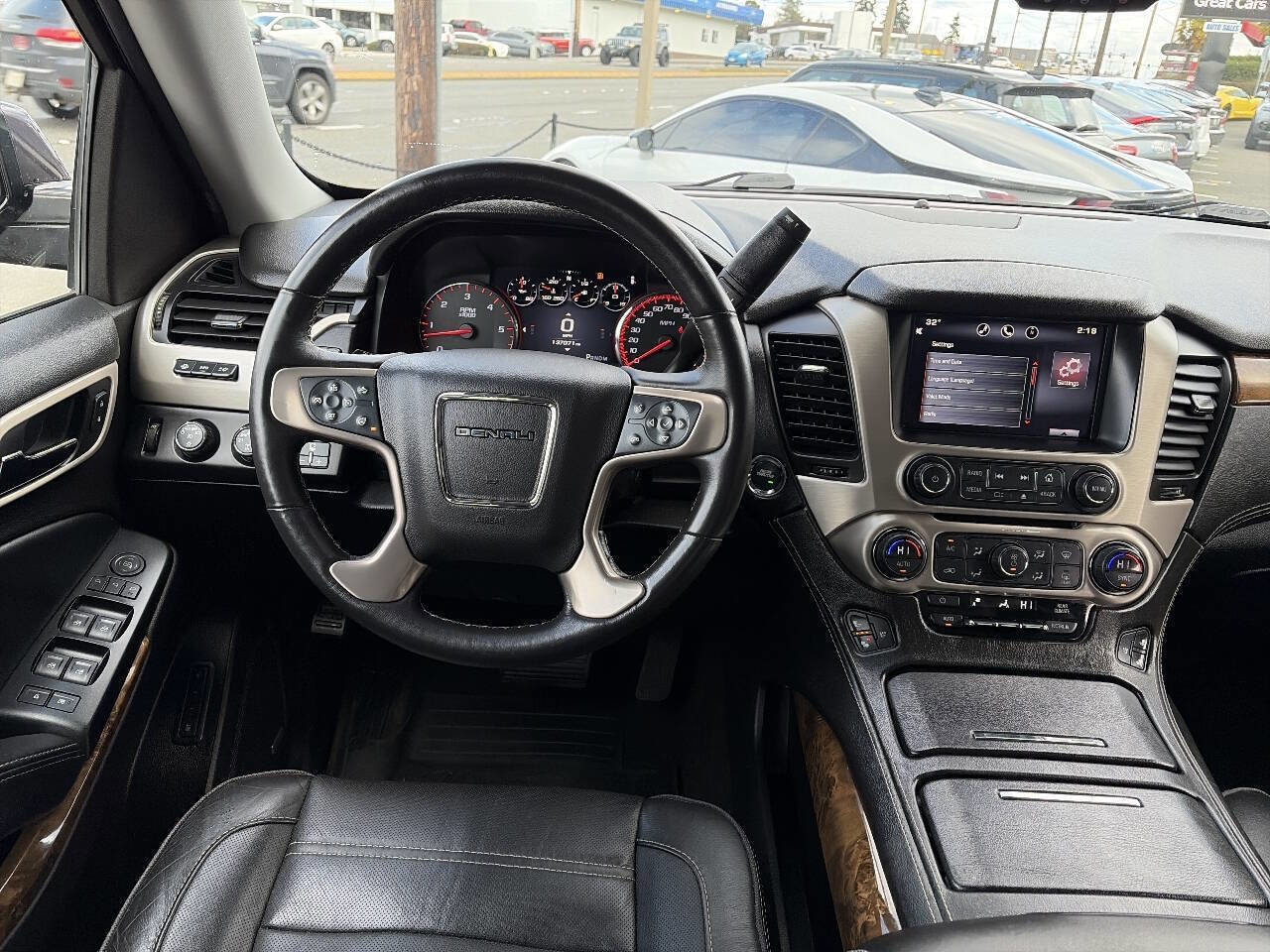 Used 2015 GMC Yukon XL Denali w/ Premium Package image 28