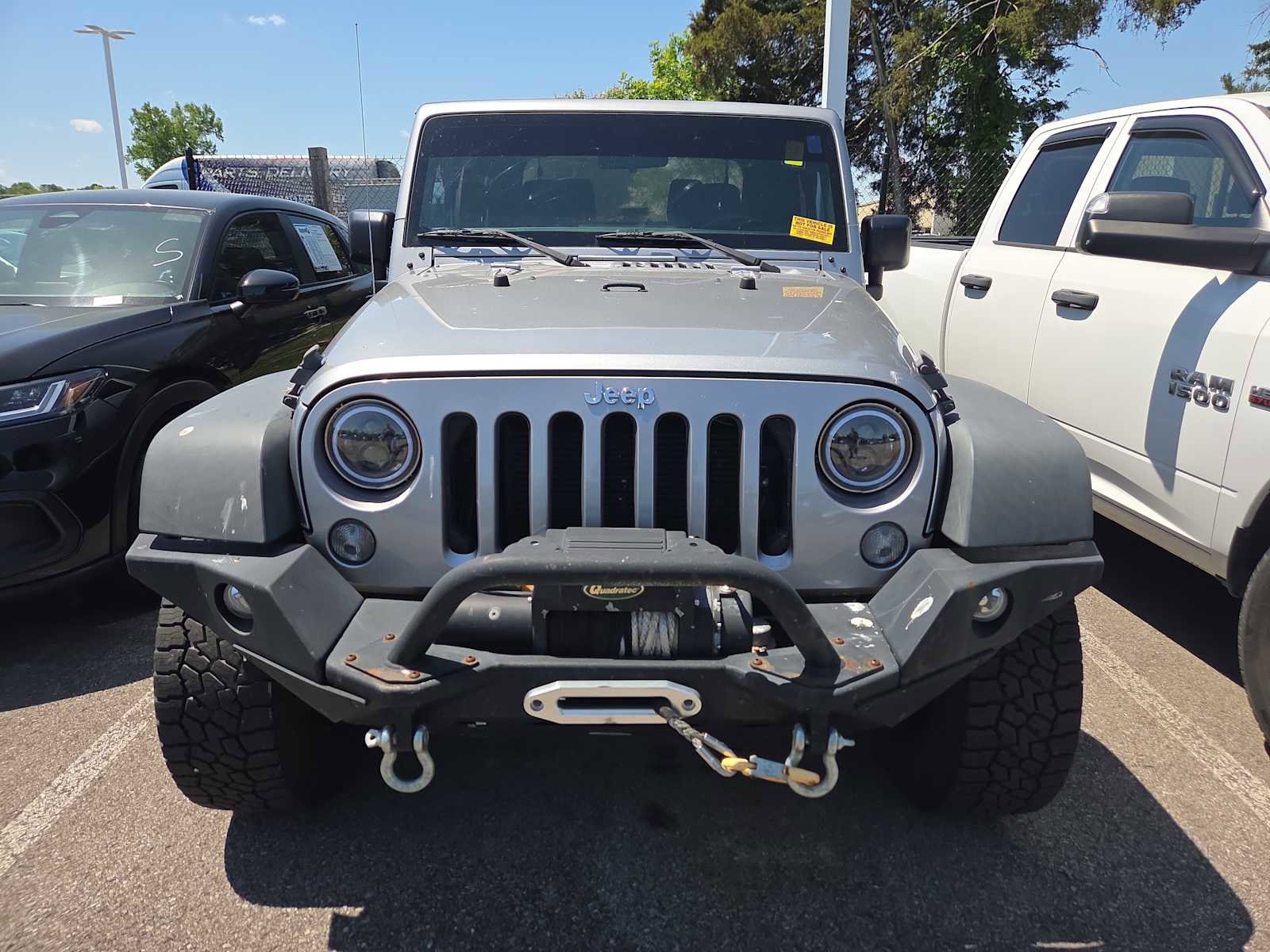 Used 2015 Jeep Wrangler Sport w/ Connectivity Group image 10