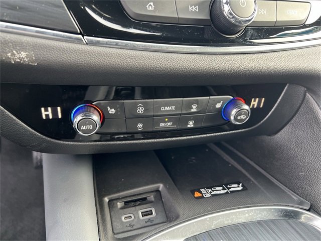 Certified 2023 Buick Enclave Essence image 16