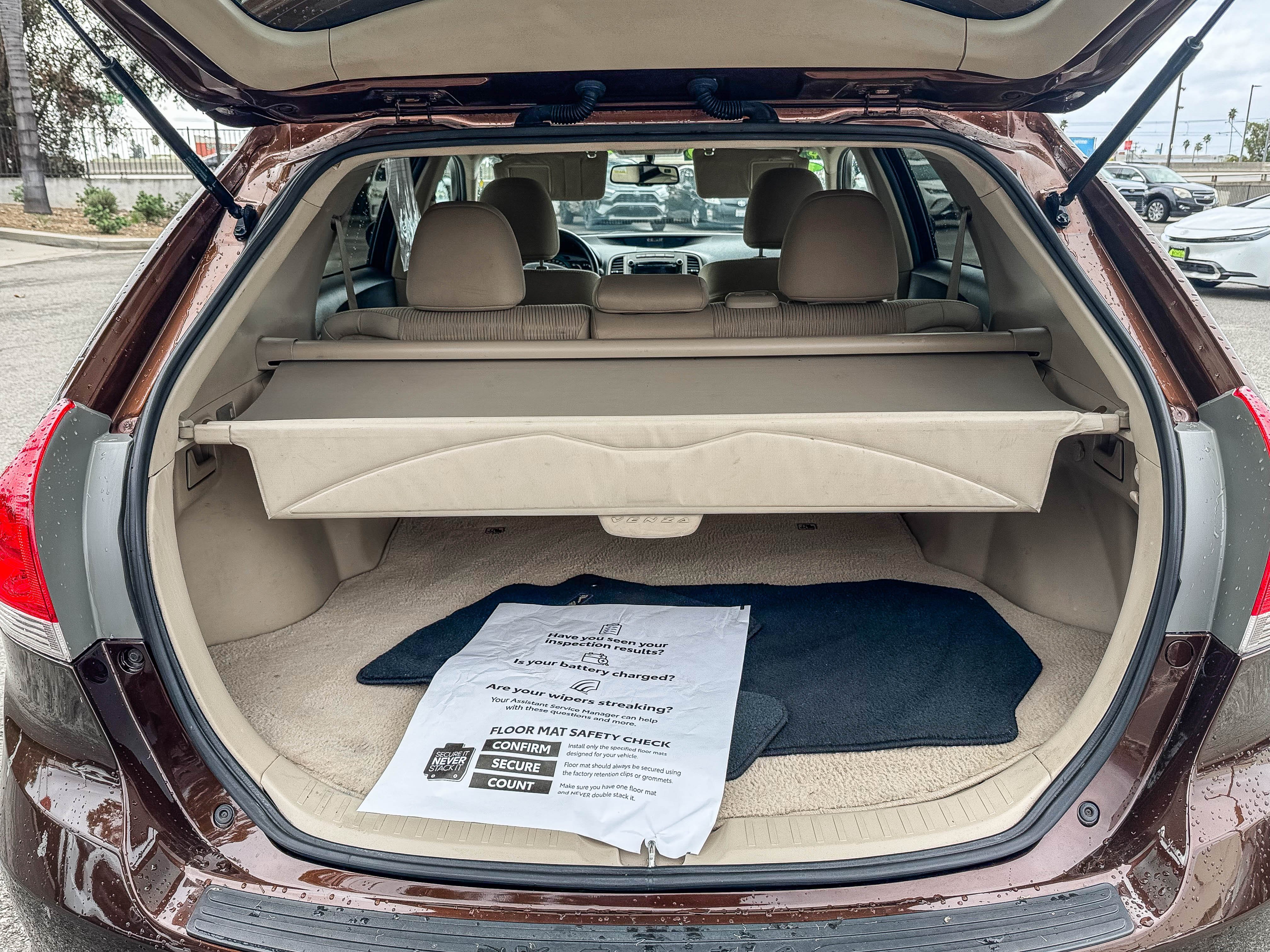 Used 2010 Toyota Venza FWD image 24