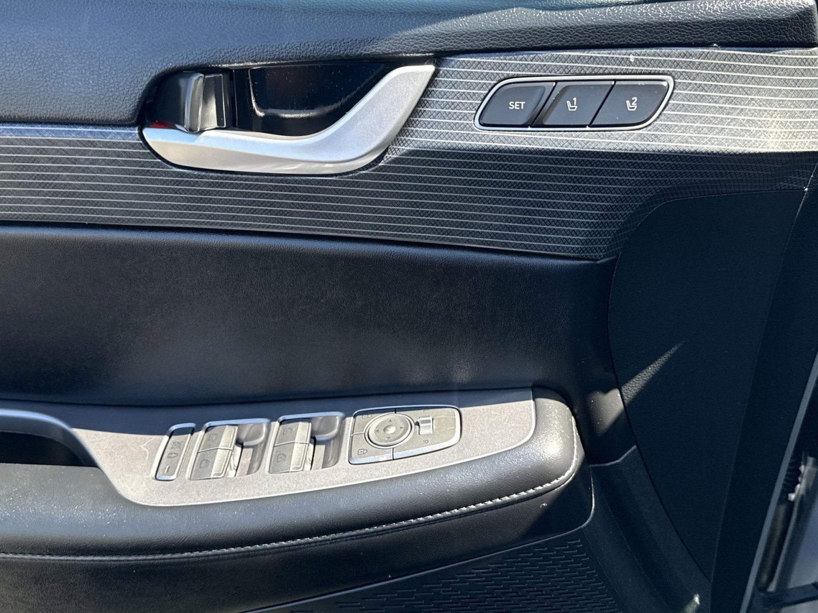 Used 2024 Hyundai Palisade Limited image 15