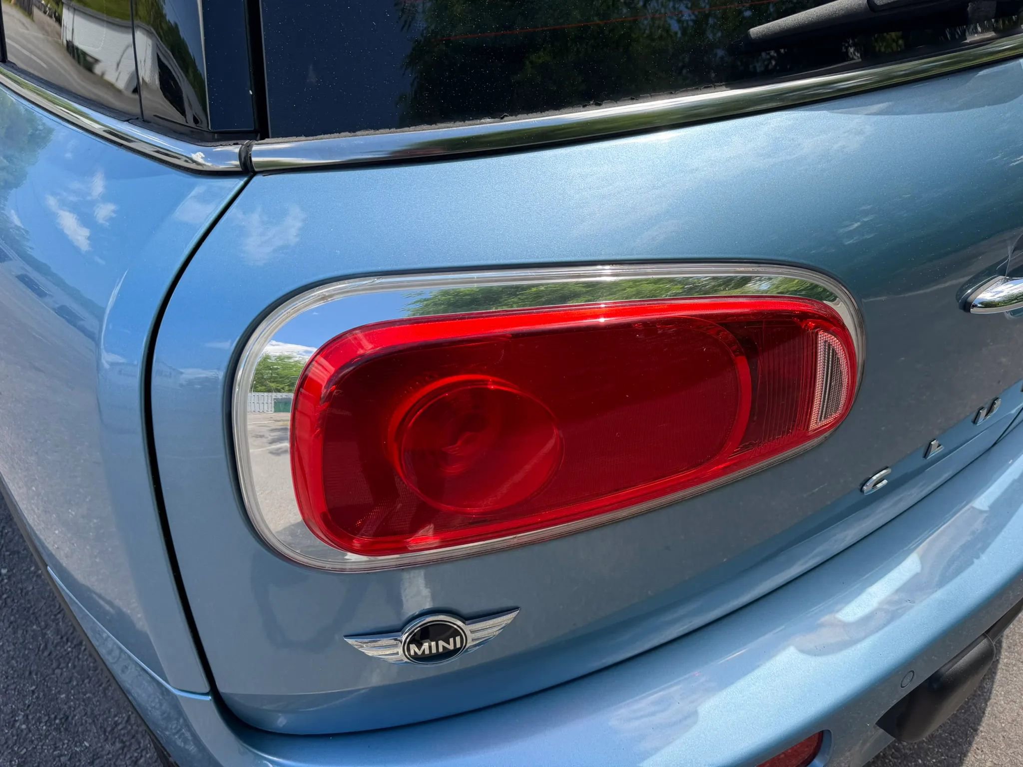 Used 2016 MINI Cooper Clubman FWD image 12
