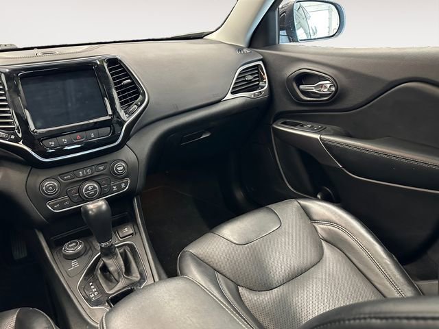 Used 2022 Jeep Cherokee Limited AWD/4WD image 11