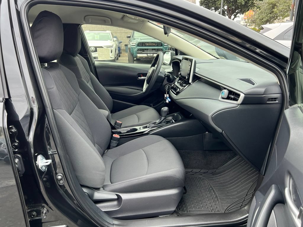 Certified 2021 Toyota Corolla LE w/ Carpet Mat Package (TMS) FWD image 19