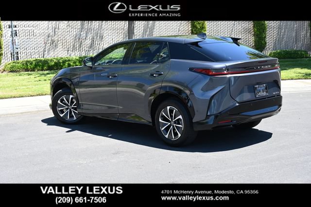 Used 2024 Lexus RZ 300e Premium w/ Technology Package FWD image 4