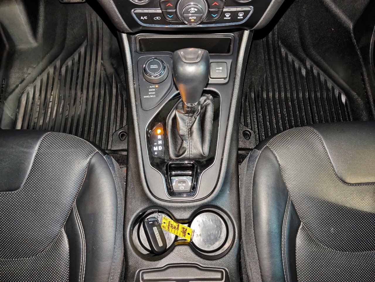 Used 2019 Jeep Cherokee Limited w/ Trailer Tow Group image 38