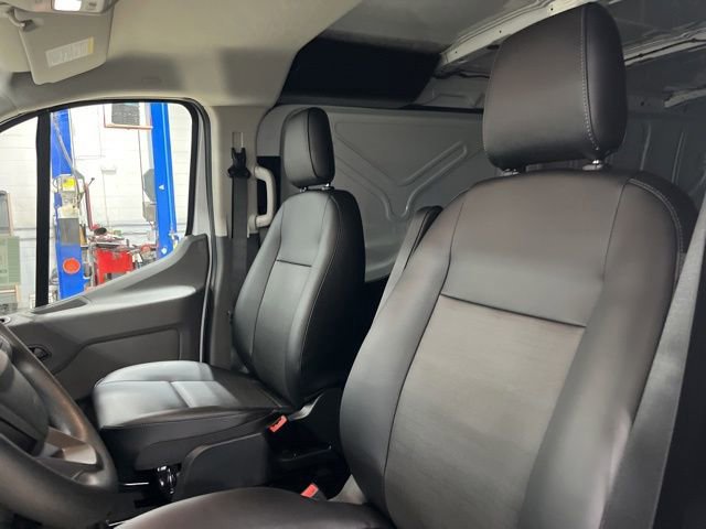 New 2026 Ford Transit 250 Low Roof AWD image 25
