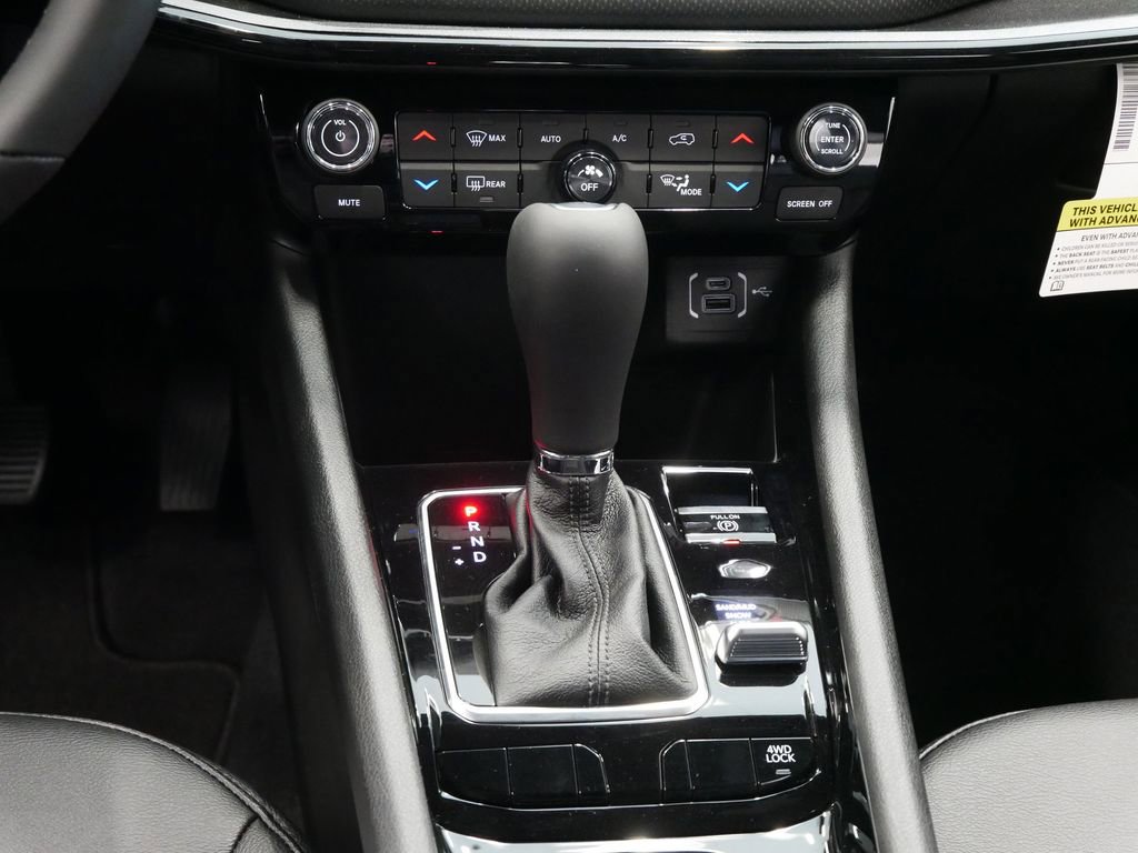 New 2026 Jeep Compass Limited AWD/4WD image 9