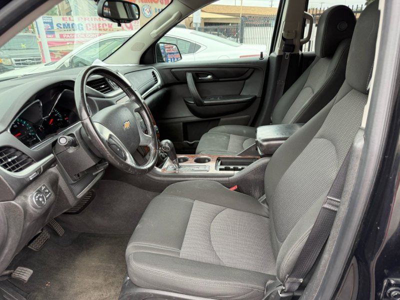 Used 2013 Chevrolet Traverse LT image 13