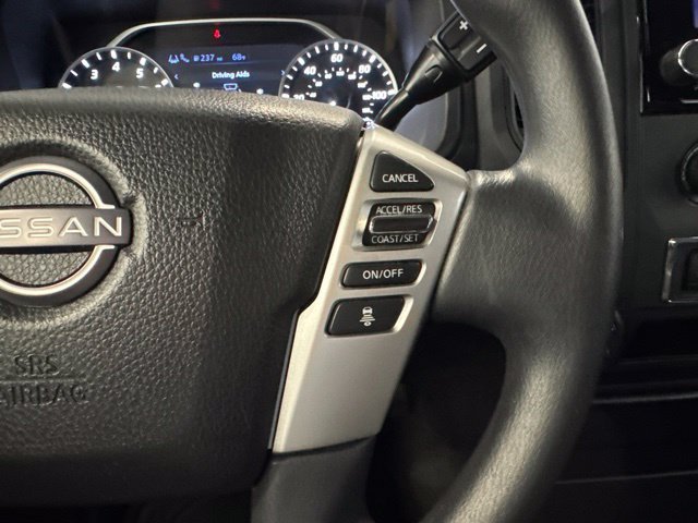 Used 2024 Nissan Titan SV AWD/4WD image 23