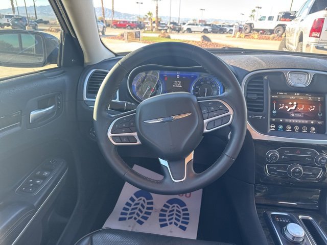 Certified 2022 Chrysler 300 Touring L w/ Comfort Group image 15