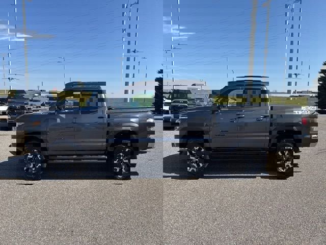 Certified 2021 Toyota Tacoma TRD Off-Road image 8