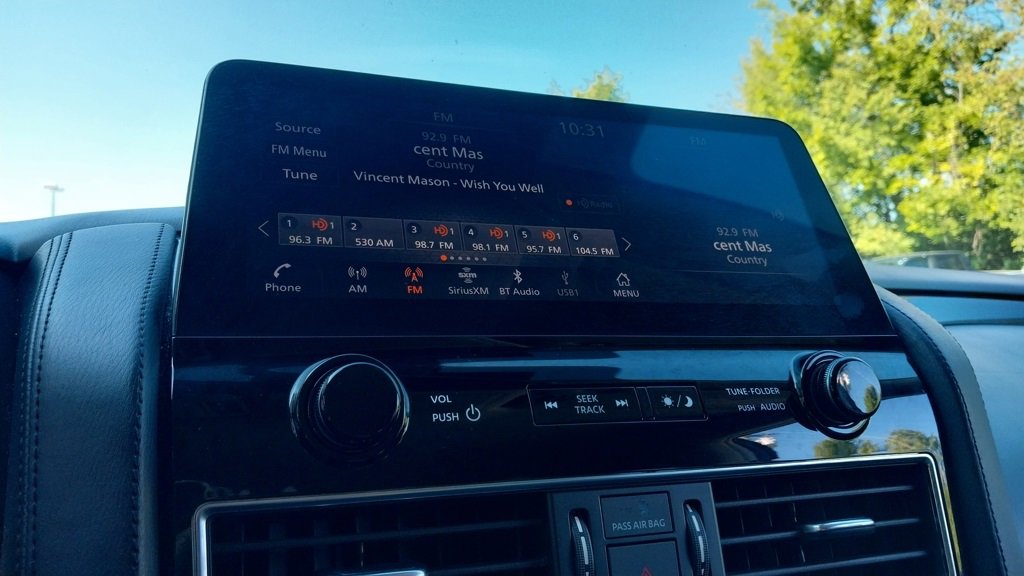 Used 2023 Nissan Armada SV image 24