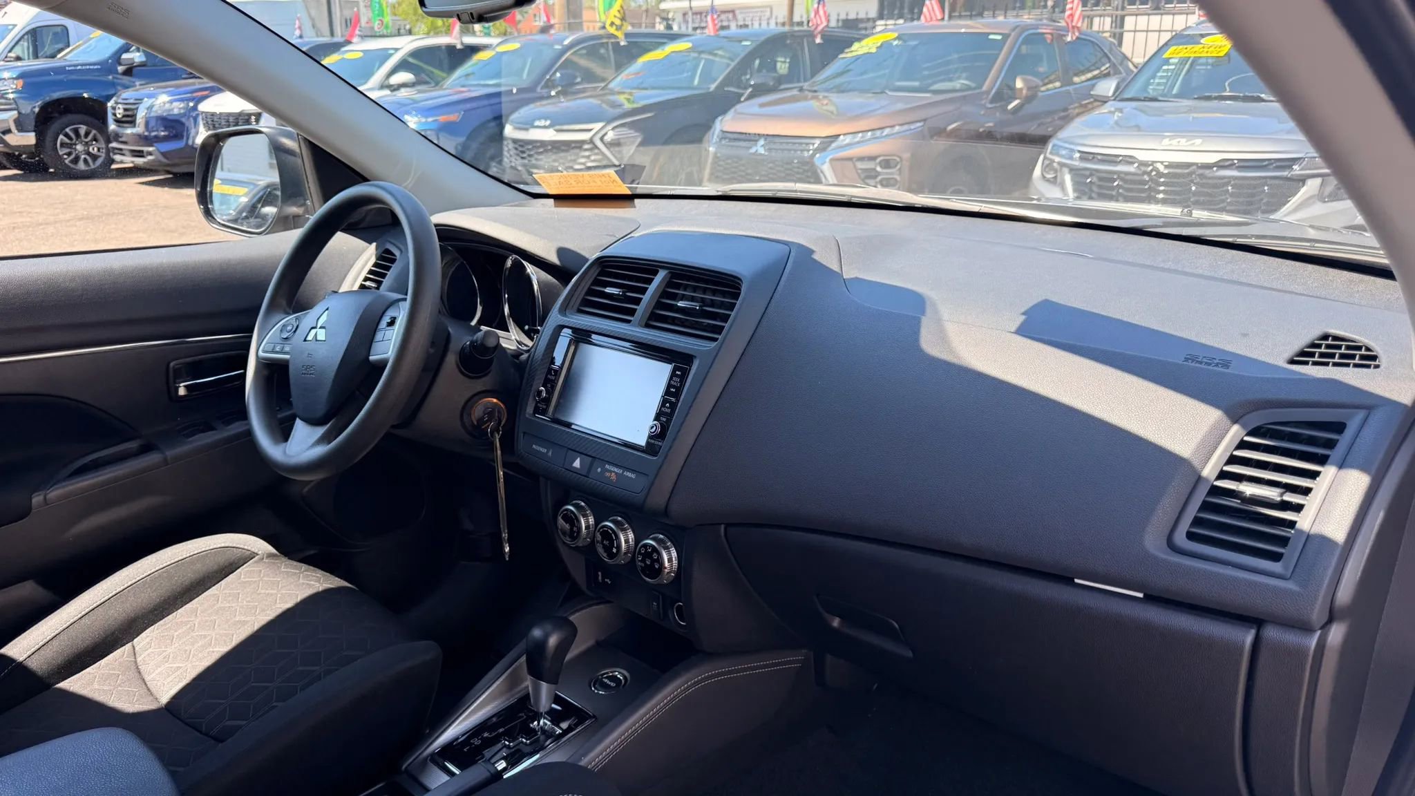 Used 2025 Mitsubishi Outlander Sport AWD image 16