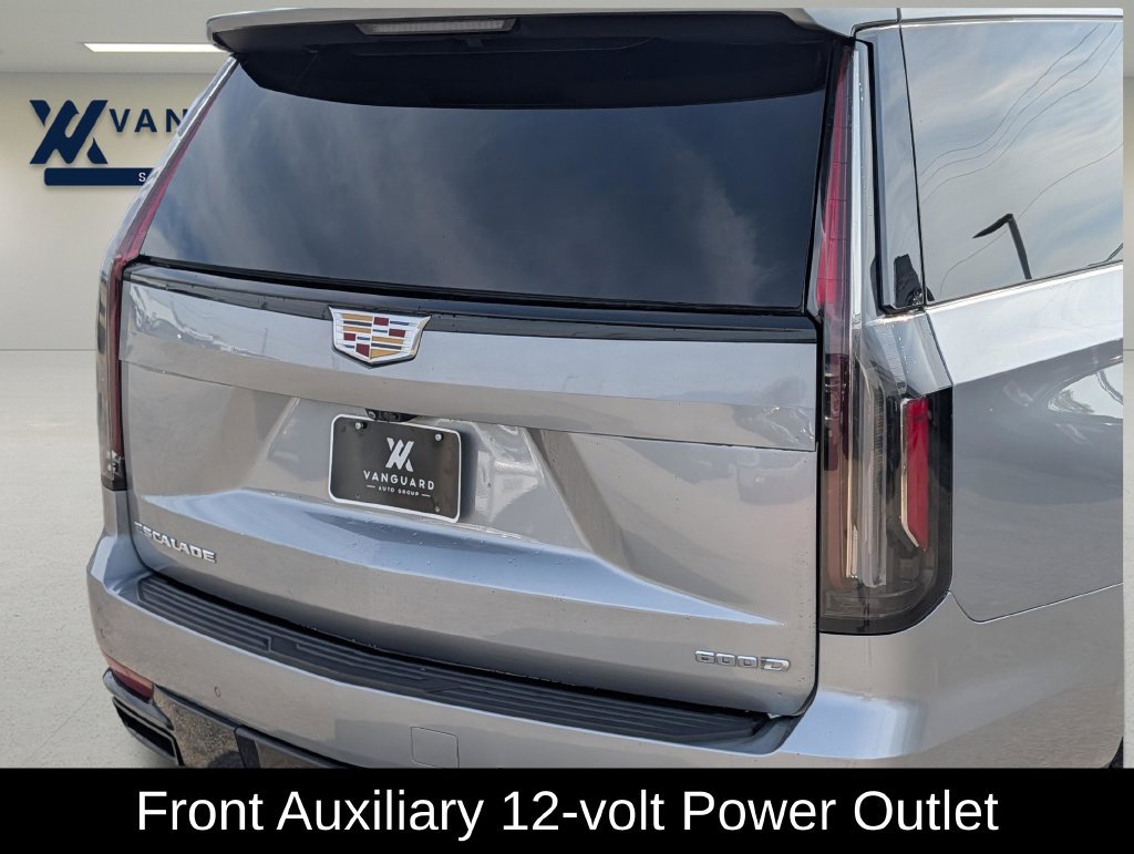 Used 2023 Cadillac Escalade ESV Sport Platinum AWD/4WD image 7