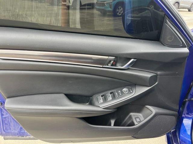 Used 2022 Honda Accord Sport image 11