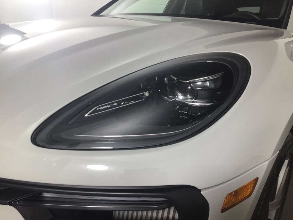 Certified 2023 Porsche Macan S AWD/4WD image 15