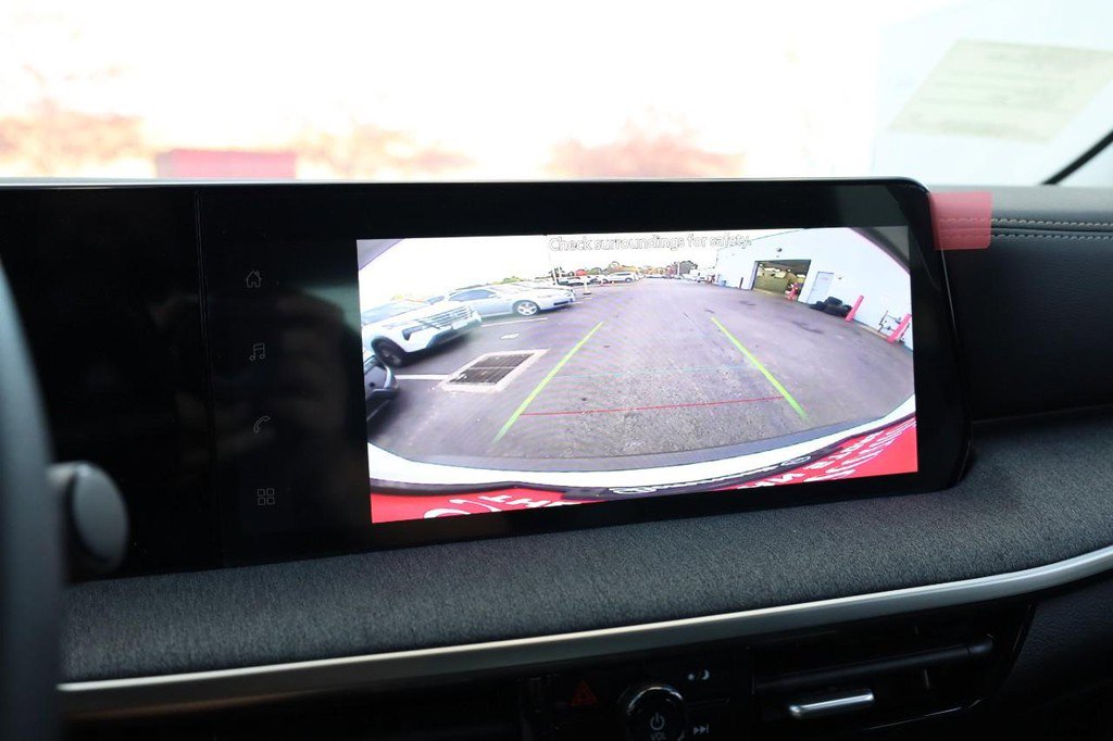 New 2026 Nissan Kicks SV w/ SV Premium Package image 14