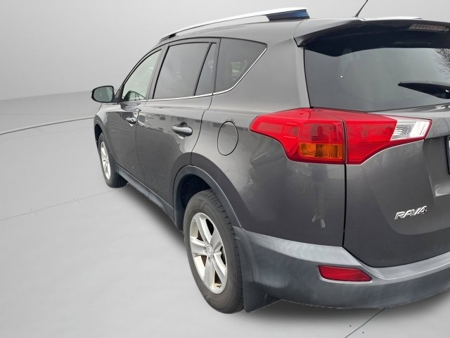 Used 2013 Toyota RAV4 XLE image 25