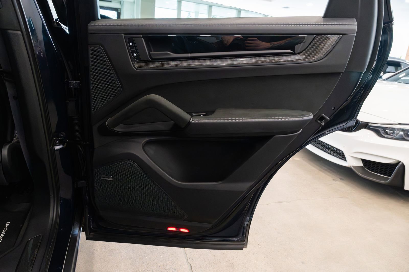 Used 2024 Porsche Cayenne Turbo GT image 23