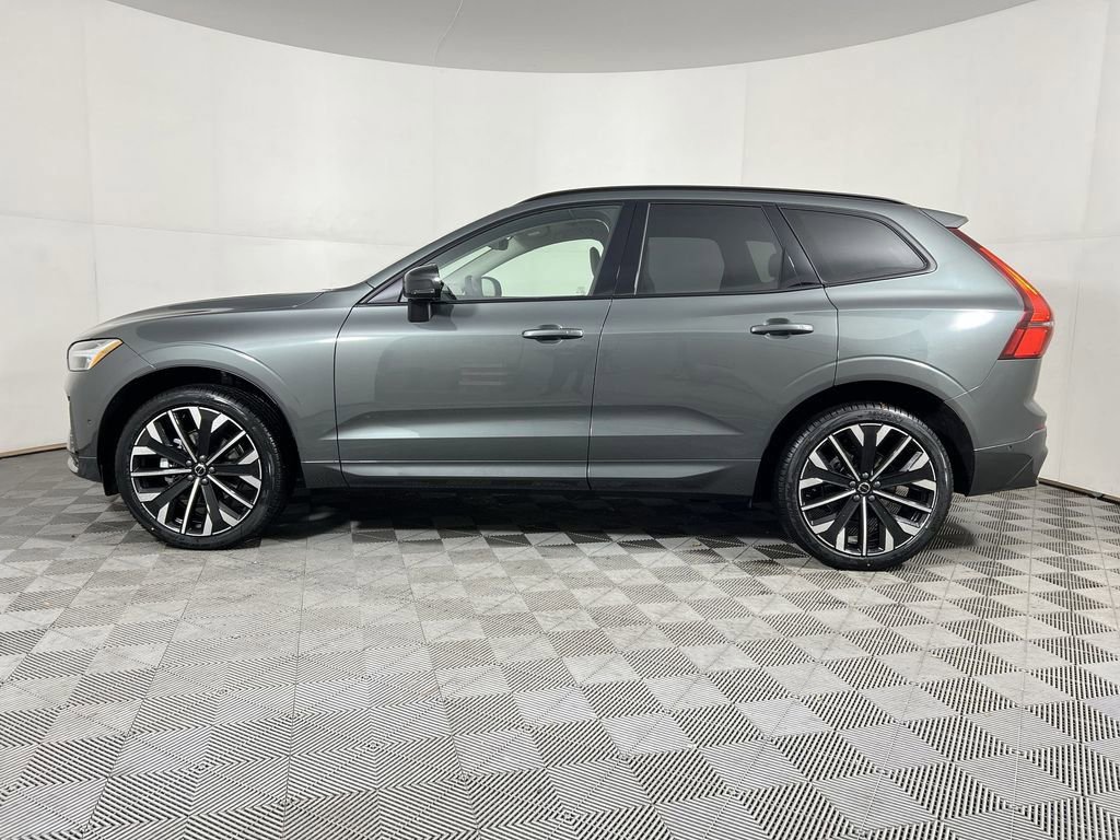 New 2026 Volvo XC60 B5 Ultra w/ Protection Package Premier image 5