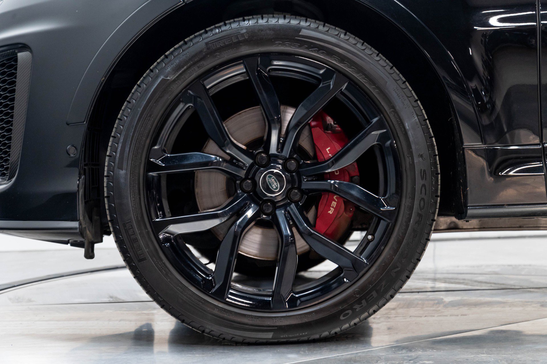 Used 2019 Land Rover Range Rover Sport SVR AWD/4WD image 42