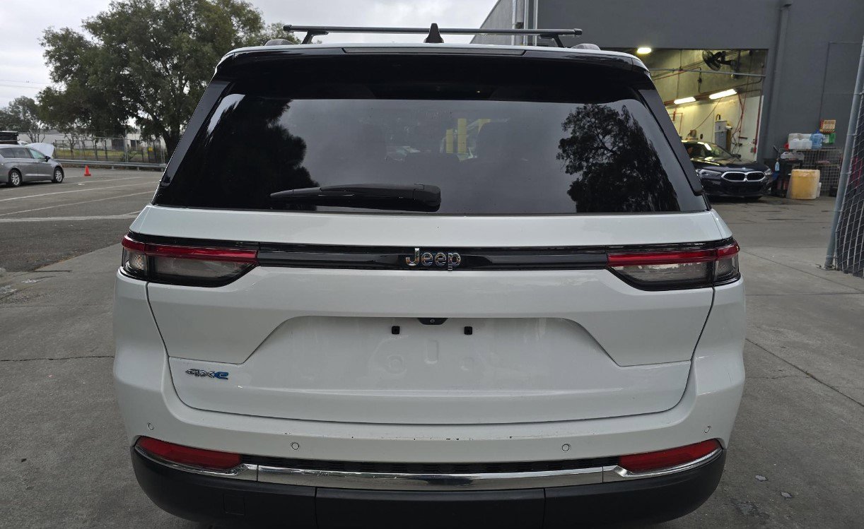 Used 2022 Jeep Grand Cherokee Limited 4xe AWD/4WD image 5