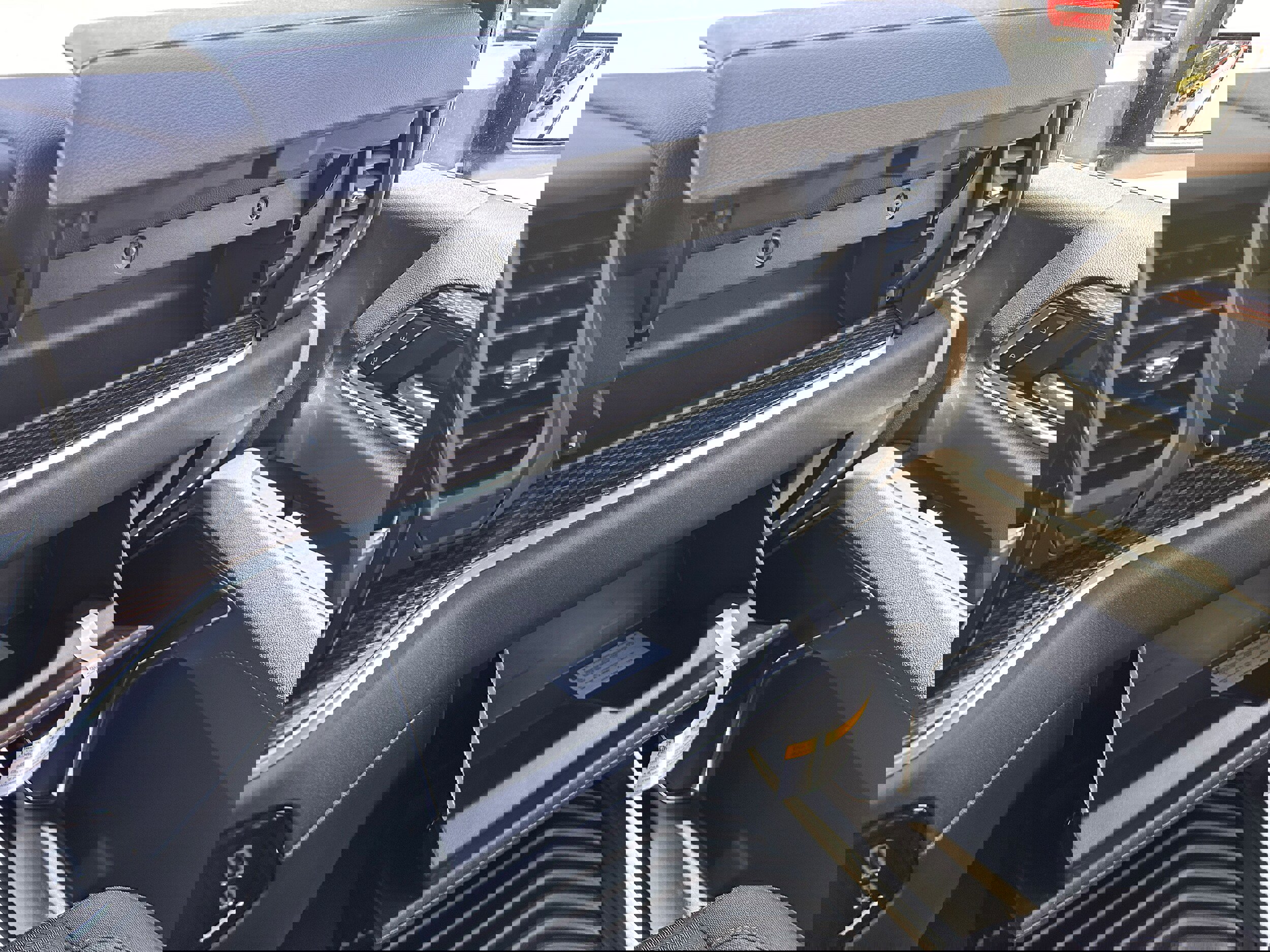 New 2025 GMC Sierra 2500 SLE w/ SLE Value Package; image 21