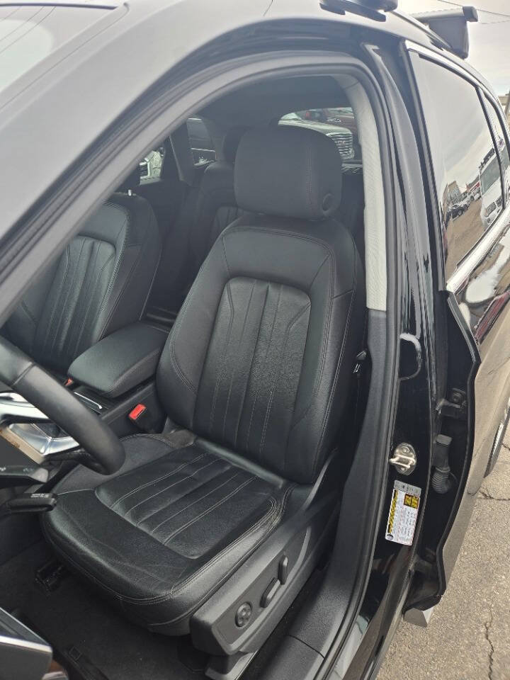 Used 2019 Audi Q5 2.0T Premium Plus w/ Premium Plus Package AWD/4WD image 11