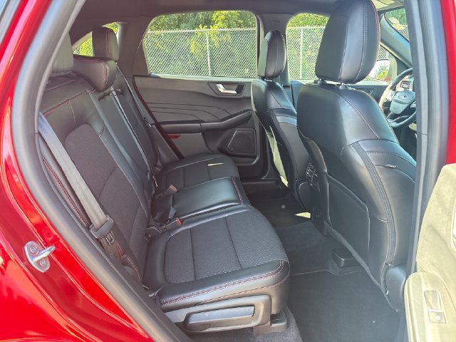 Used 2023 Ford Escape ST-Line w/ Tech Pack #1 AWD/4WD image 10