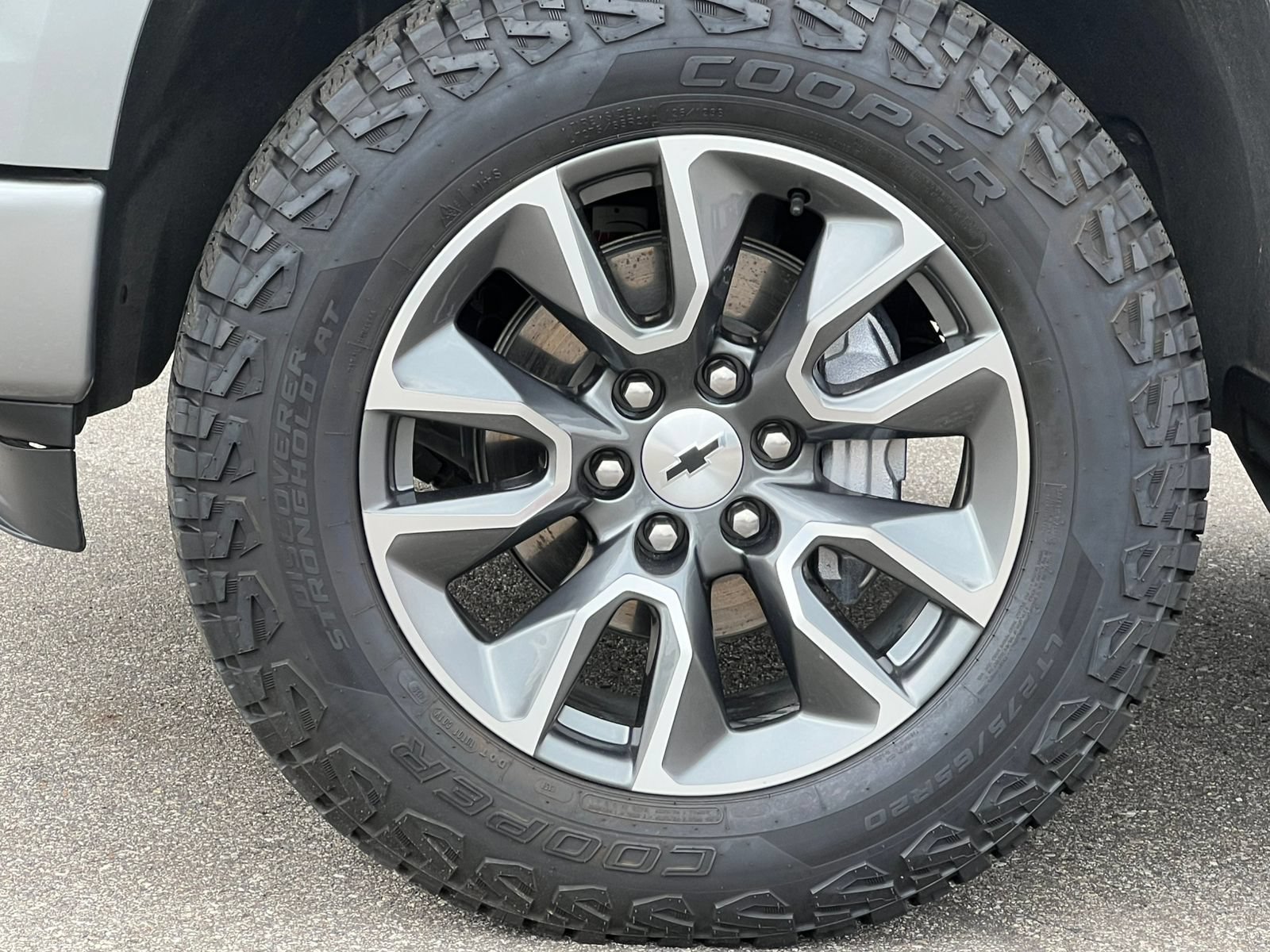 Certified 2023 Chevrolet Silverado 1500 RST AWD/4WD image 10