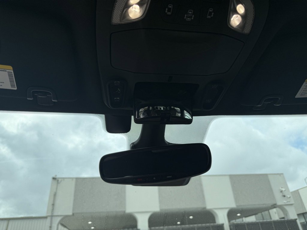 Used 2020 Chrysler Pacifica Limited w/ Advanced Safetytec Group image 12