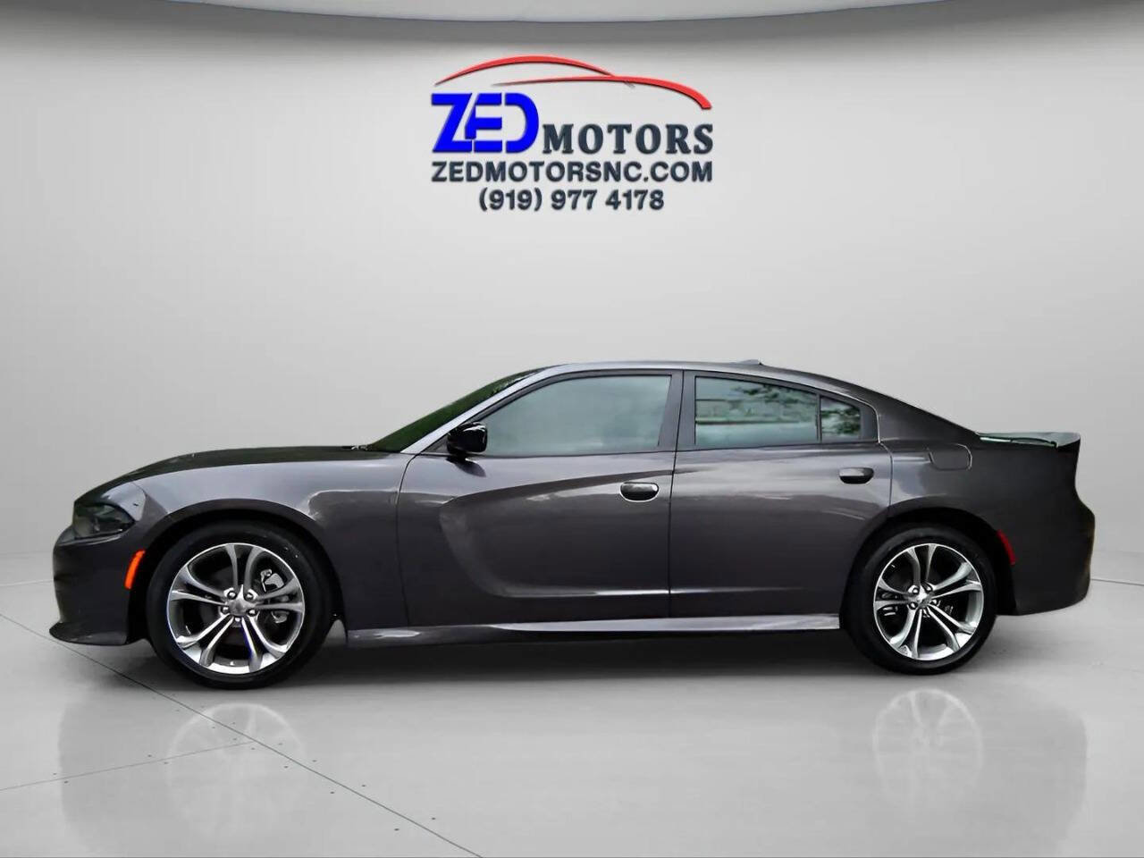 Used 2022 Dodge Charger GT w/ Blacktop Package image 8
