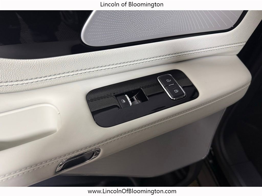 New 2026 Lincoln Aviator Black Label w/ Jet Appearance Package image 51