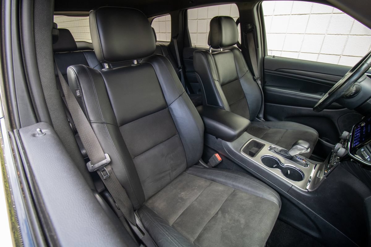 Used 2020 Jeep Grand Cherokee Altitude RWD image 20