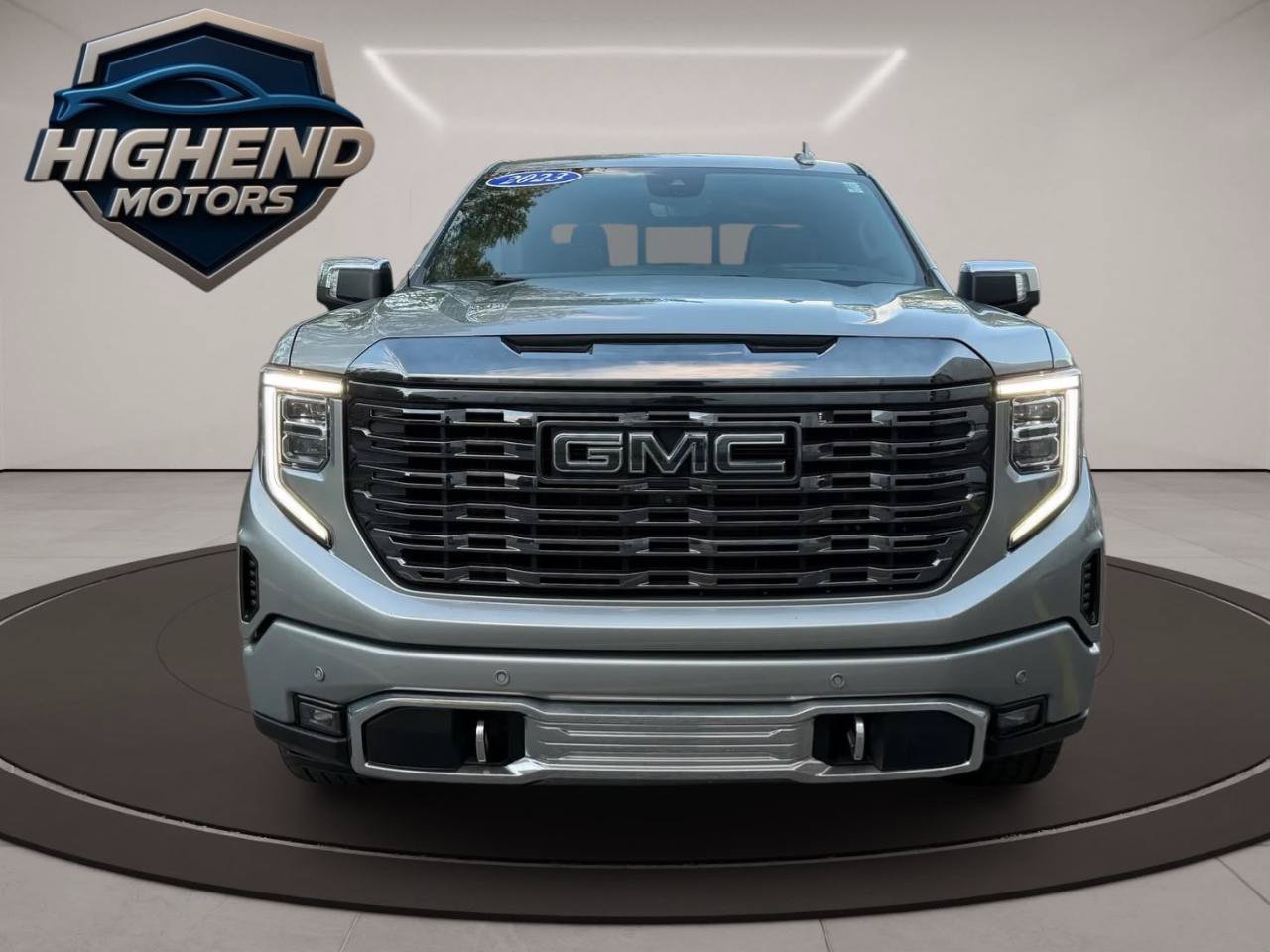 Used 2023 GMC Sierra 1500 Denali Ultimate AWD/4WD image 9