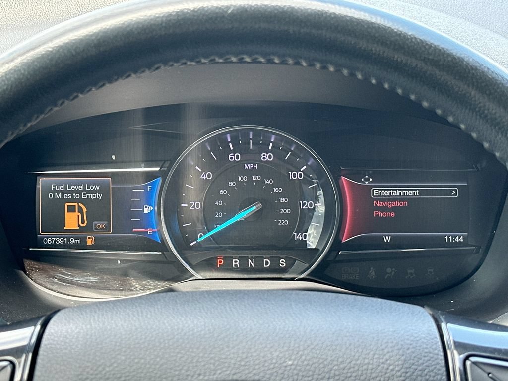 Used 2018 Ford Explorer XLT w/ Equipment Group 202A FWD image 12