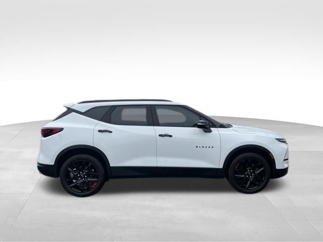 Used 2023 Chevrolet Blazer LT w/ LPO, Floor Liner Package image 4