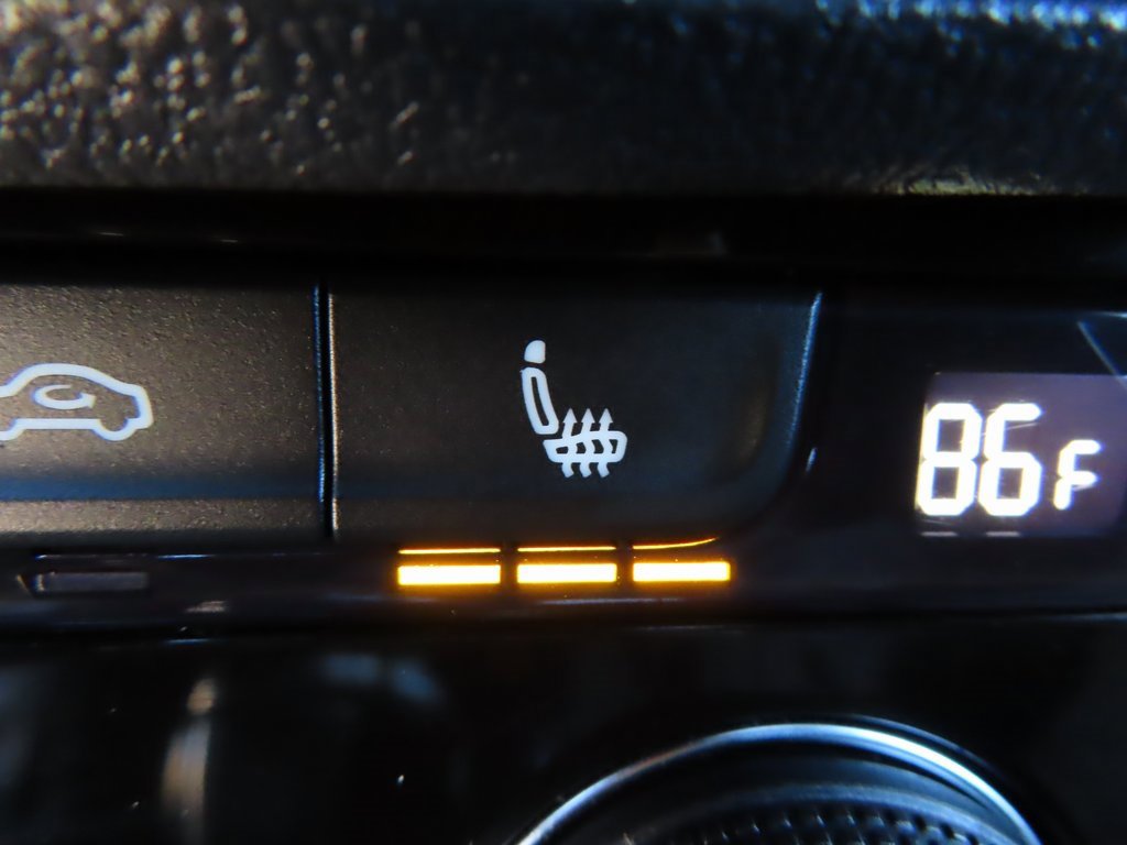 Used 2024 Volkswagen Jetta SE image 7