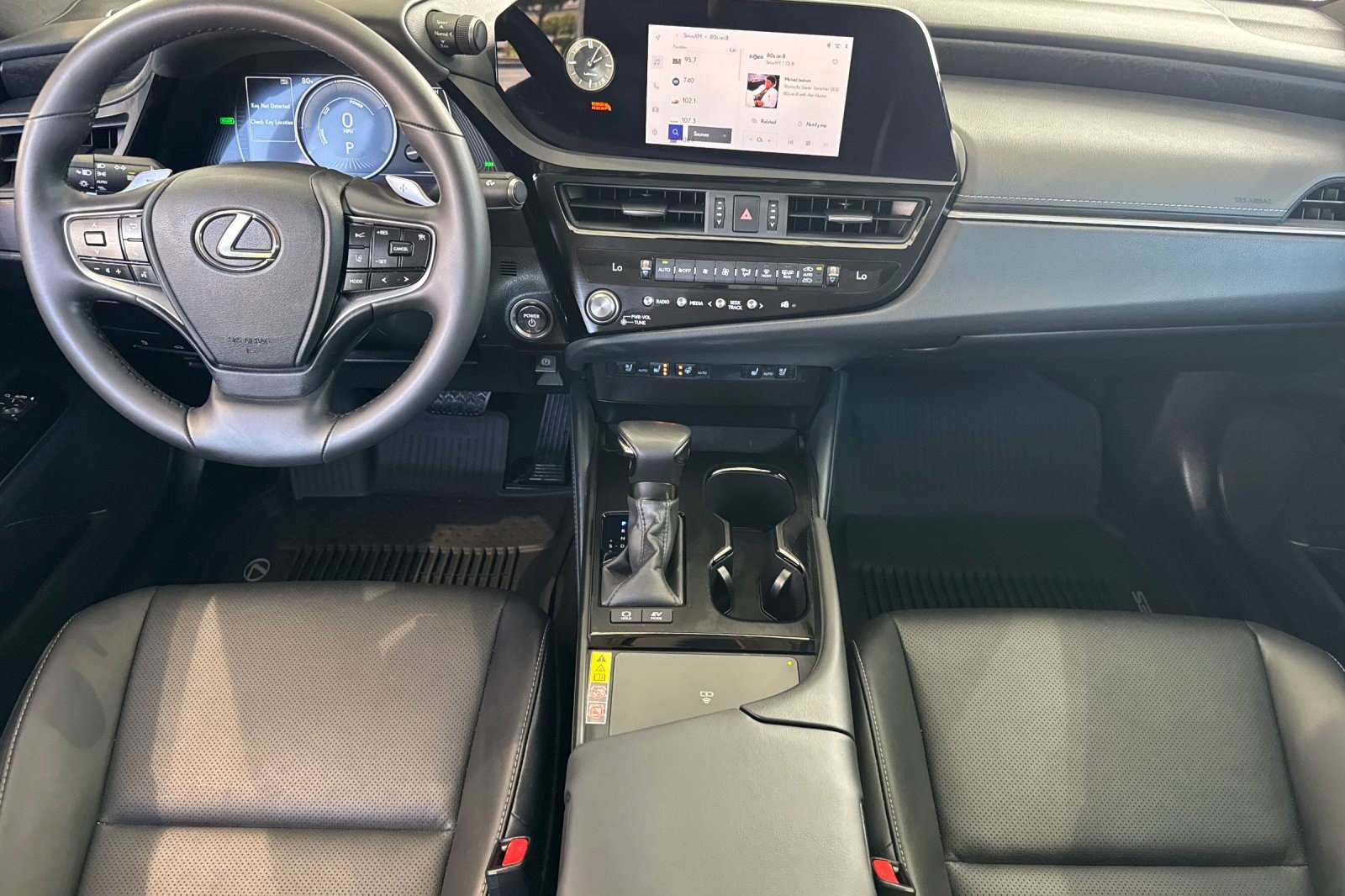 Certified 2024 Lexus ES 300h w/ Premium Package FWD image 17