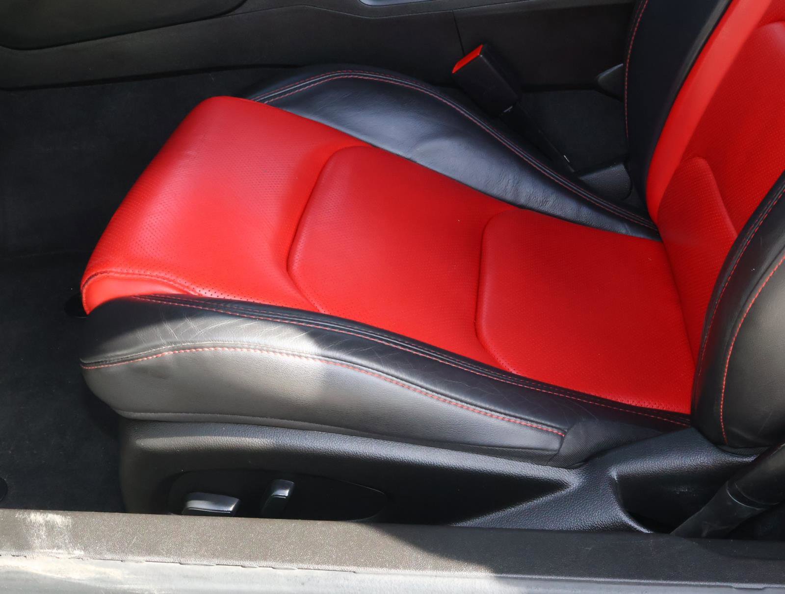 Used 2021 Chevrolet Camaro SS image 11