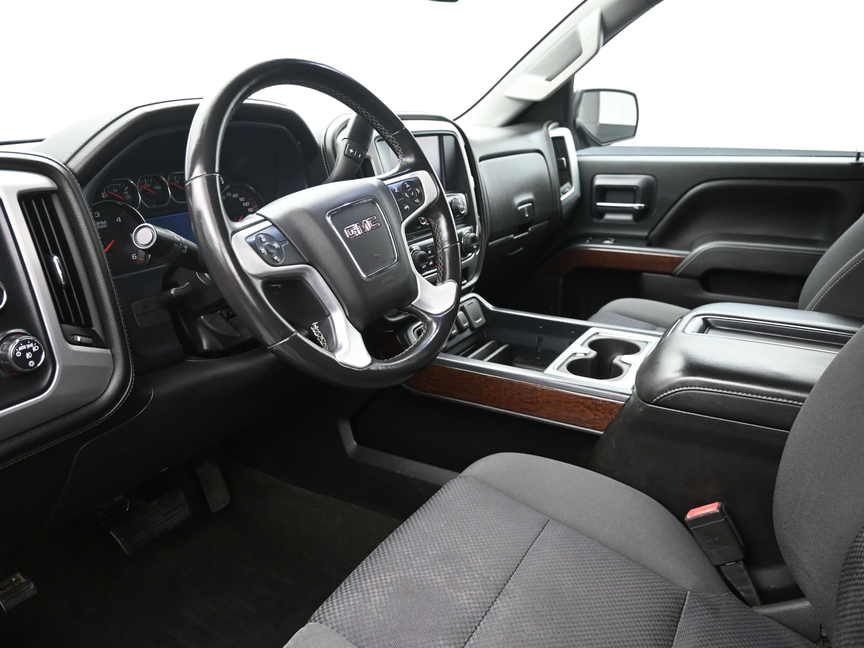 Used 2015 GMC Sierra 1500 SLE w/ SLE Value Package AWD/4WD image 10