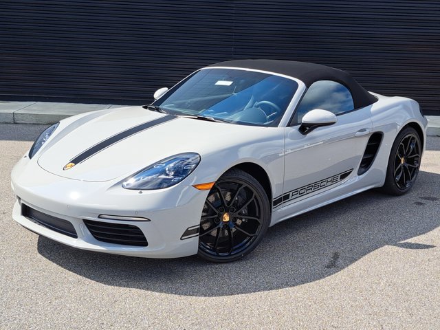New 2025 Porsche 718 Boxster image 1