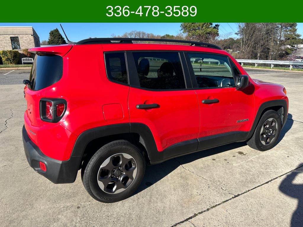 Used 2017 Jeep Renegade Sport w/ Power & Air Group image 5