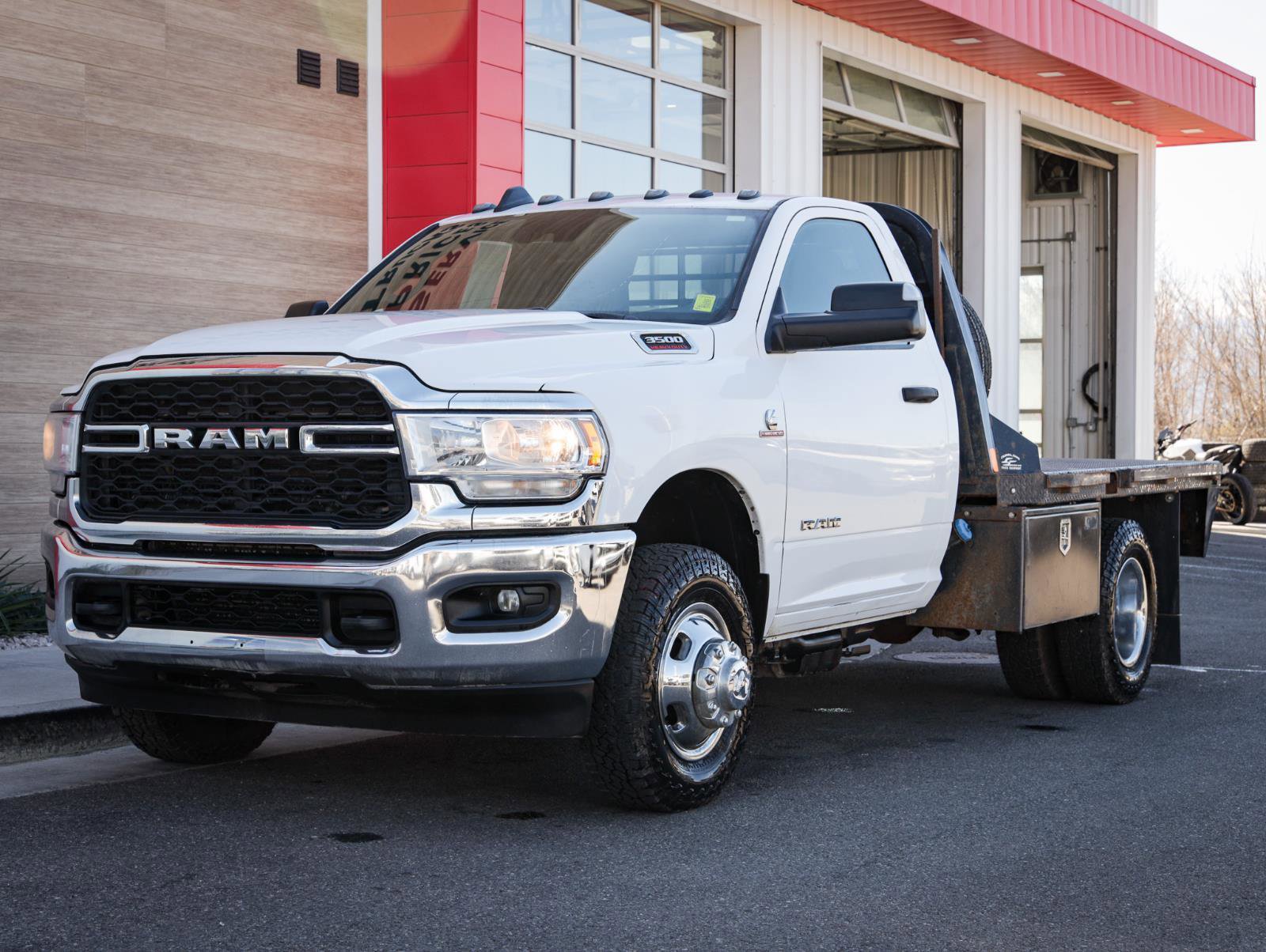 Used 2022 RAM 3500 Tradesman w/ Safety Group AWD/4WD image 8