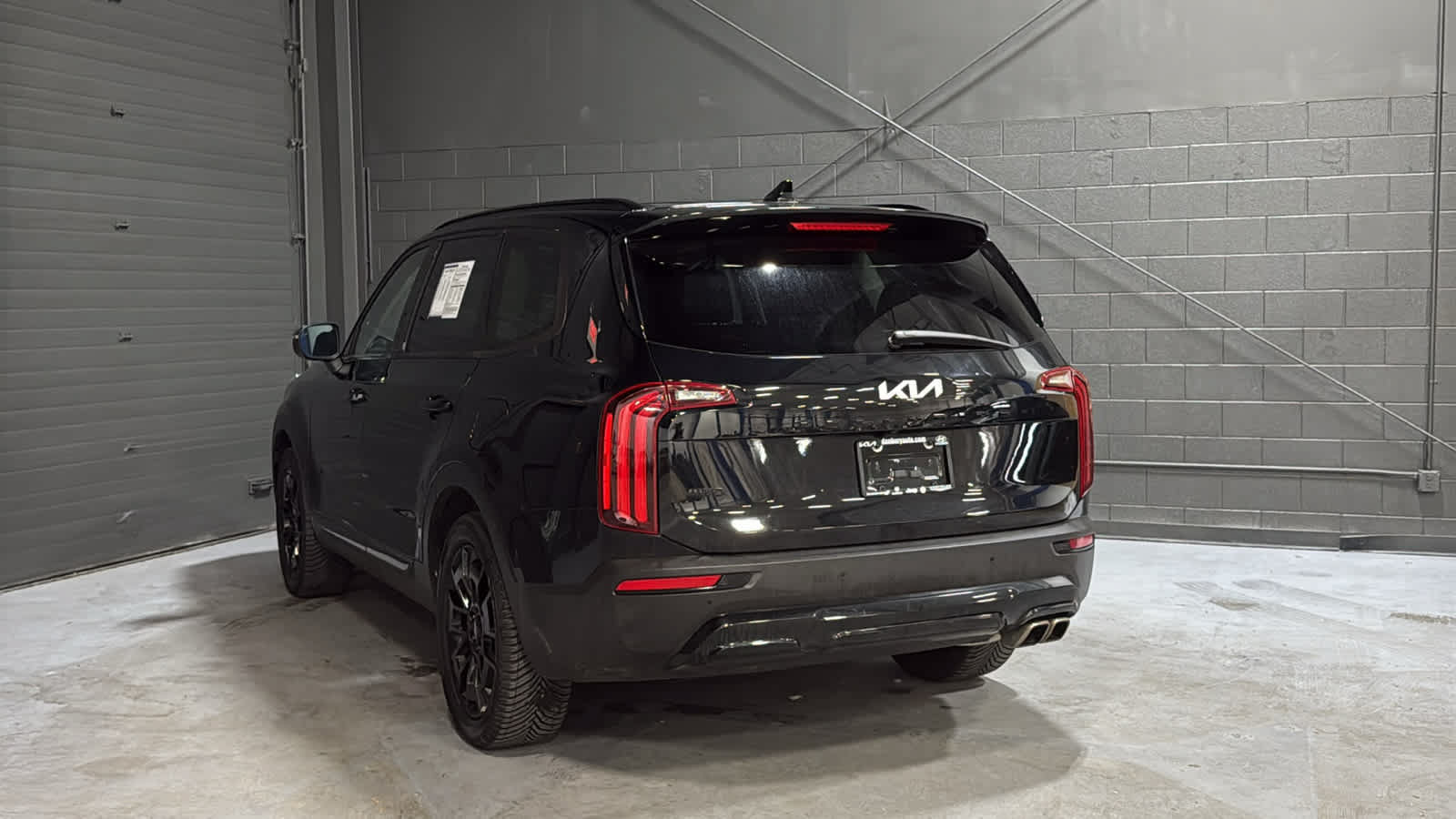 Used 2022 Kia Telluride EX w/ EX Premium Package AWD/4WD image 6