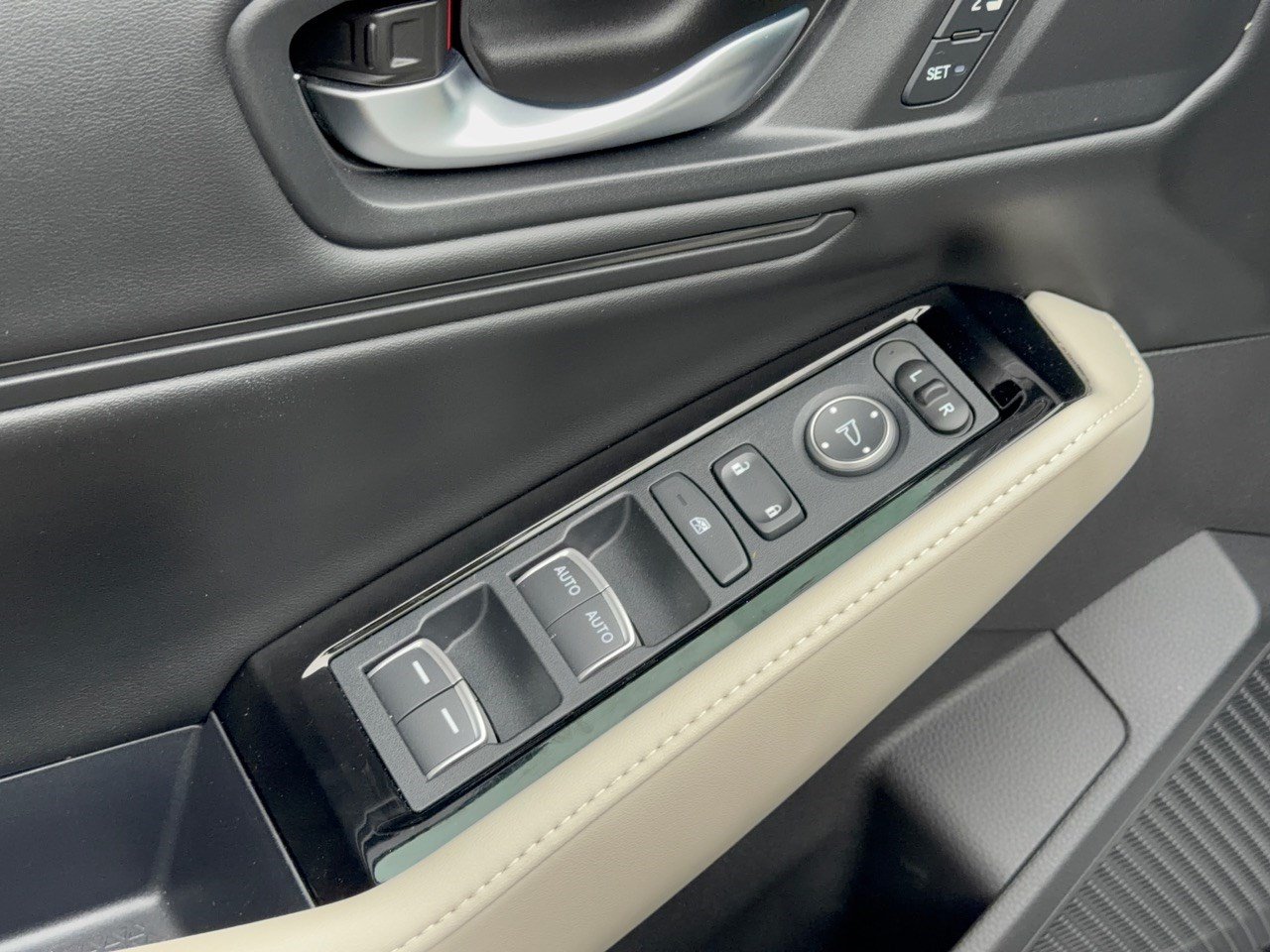 Used 2024 Honda Accord Touring image 15