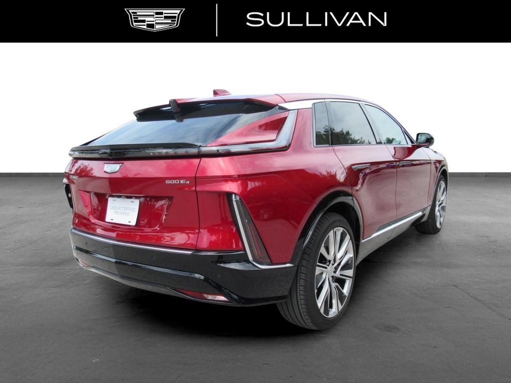 Certified 2025 Cadillac Lyriq Luxury w/ LPO, Floor Liner Package AWD/4WD image 8