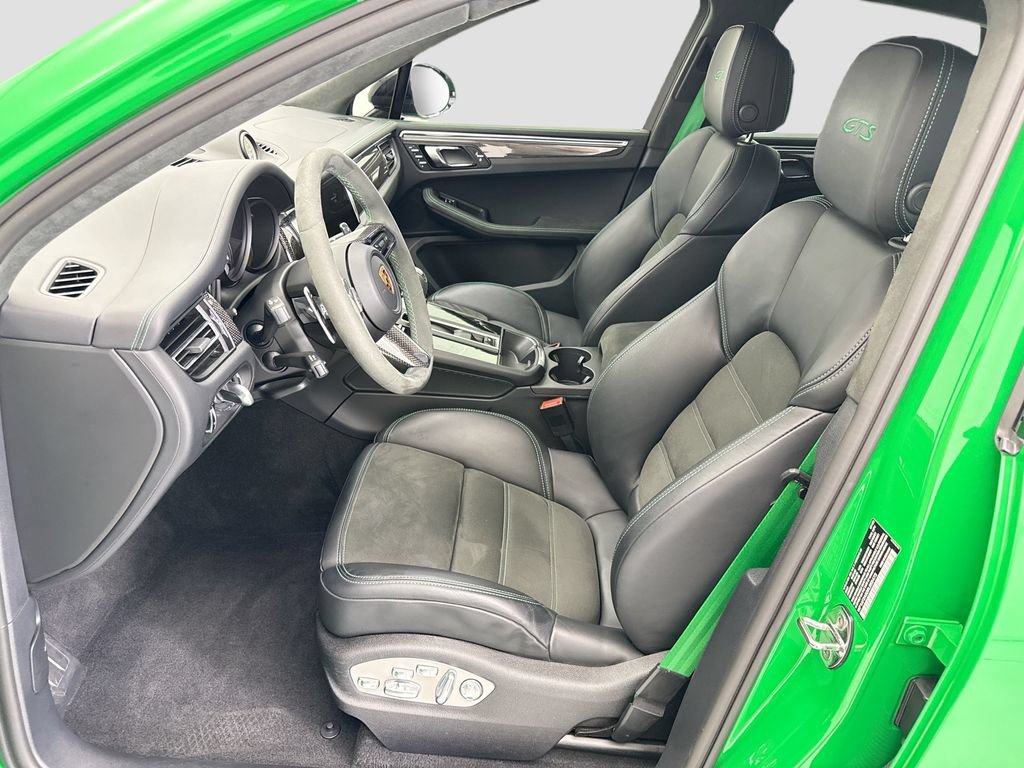 Used 2024 Porsche Macan GTS AWD/4WD image 18